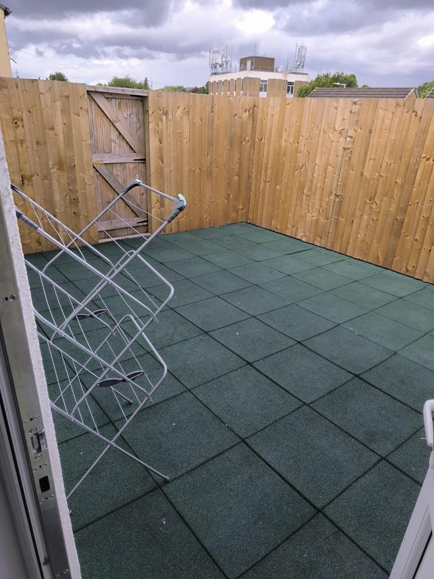 Spacious Full Home - Perfect For Families & Groups Oldbury  Exterior photo